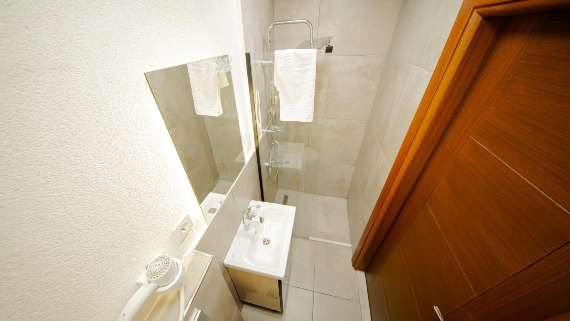 Economy Double Room